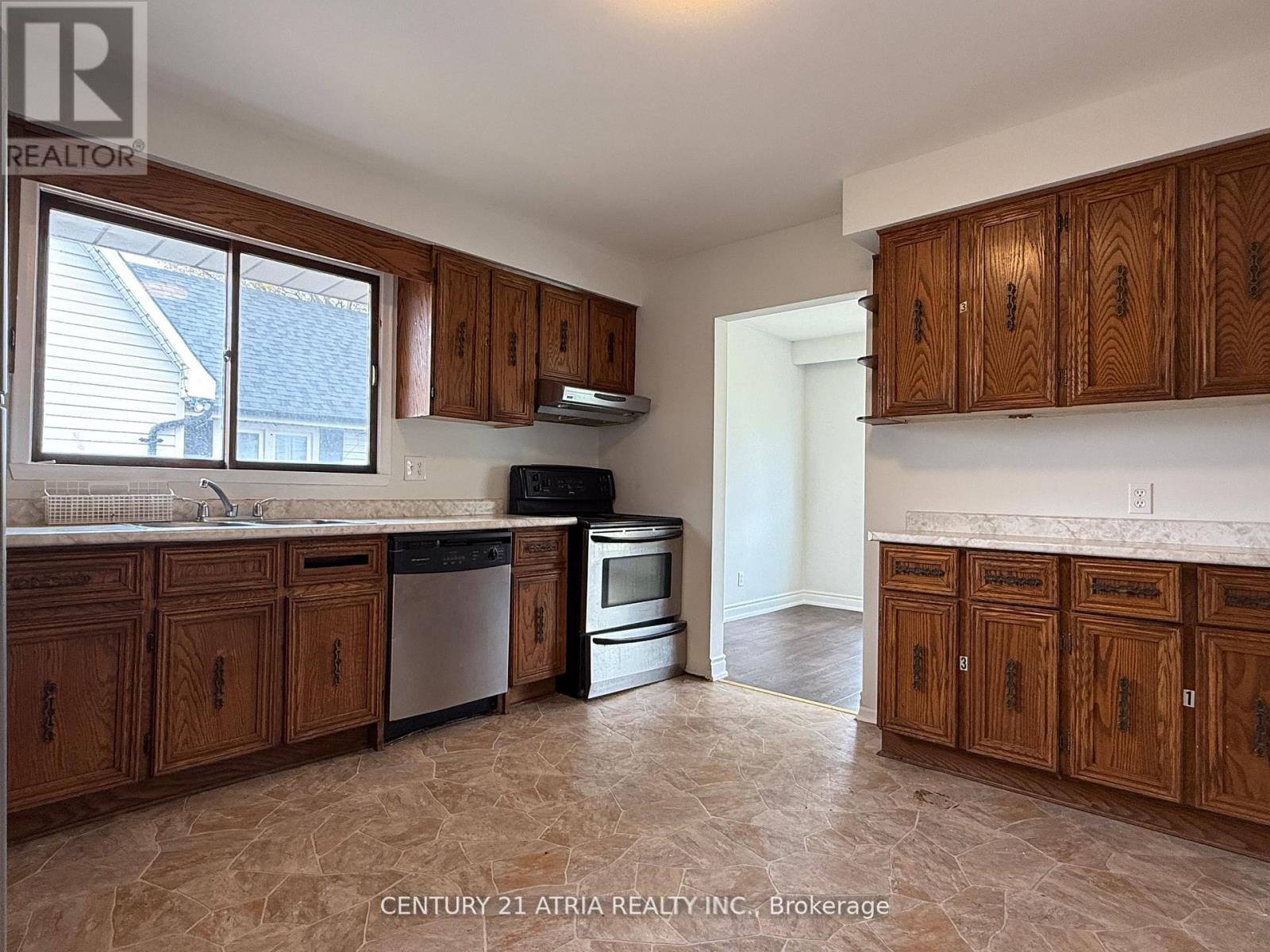 1212 Somerville Street, Oshawa, Ontario  L1G 4K8 - Photo 6 - E12826600