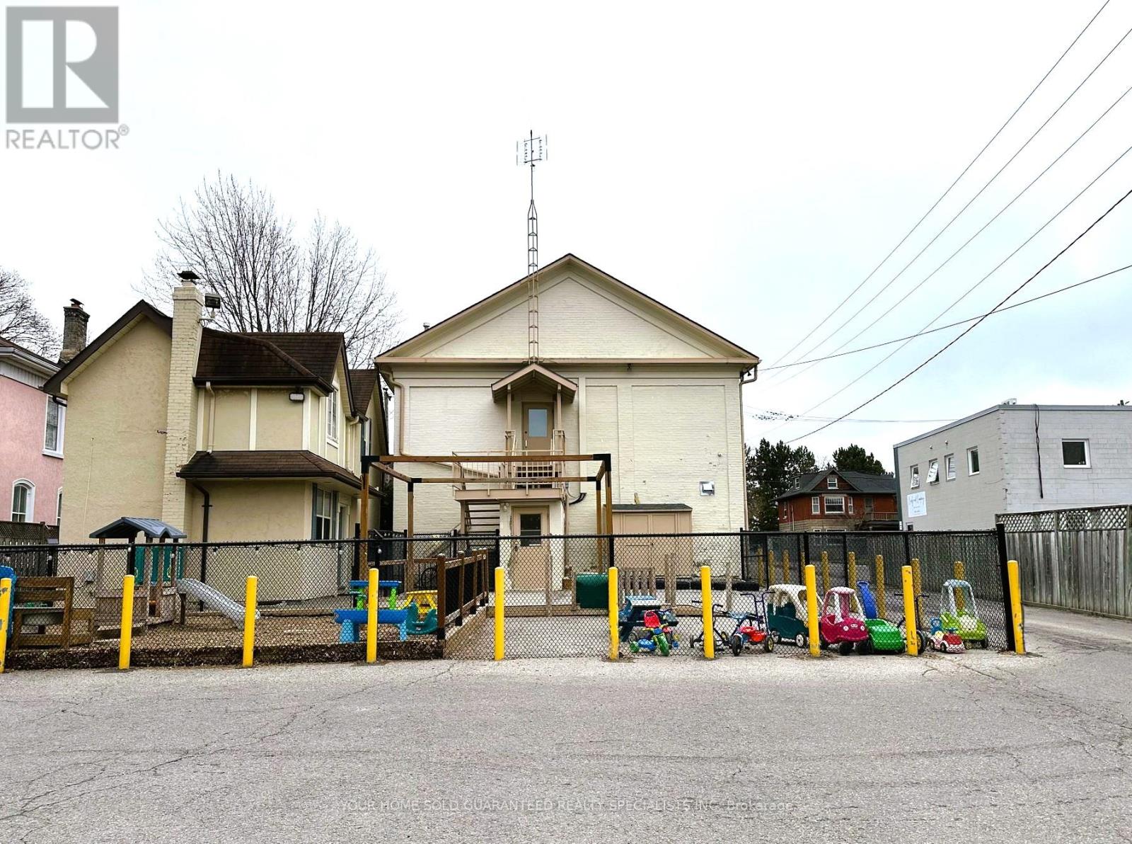 16-18 Mosley Street, Aurora, Ontario  L4G 1G6 - Photo 4 - N12826586