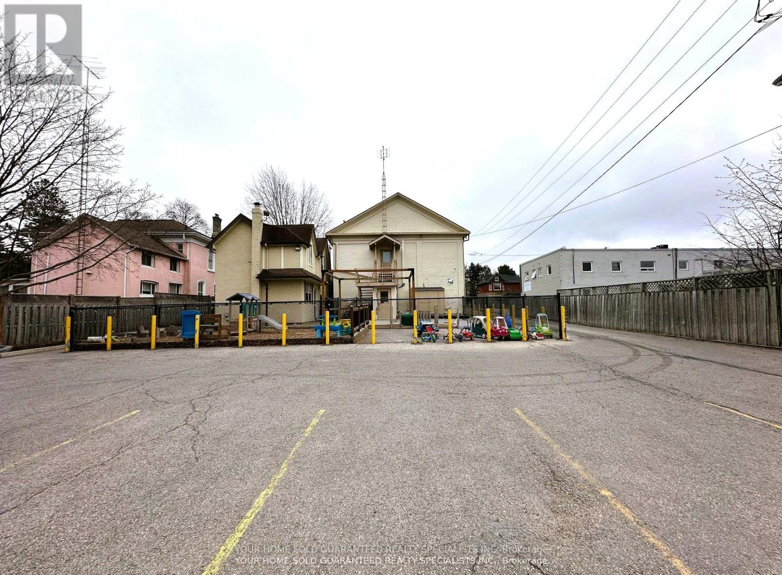 16-18 Mosley Street, Aurora, Ontario  L4G 1G6 - Photo 5 - N12826586