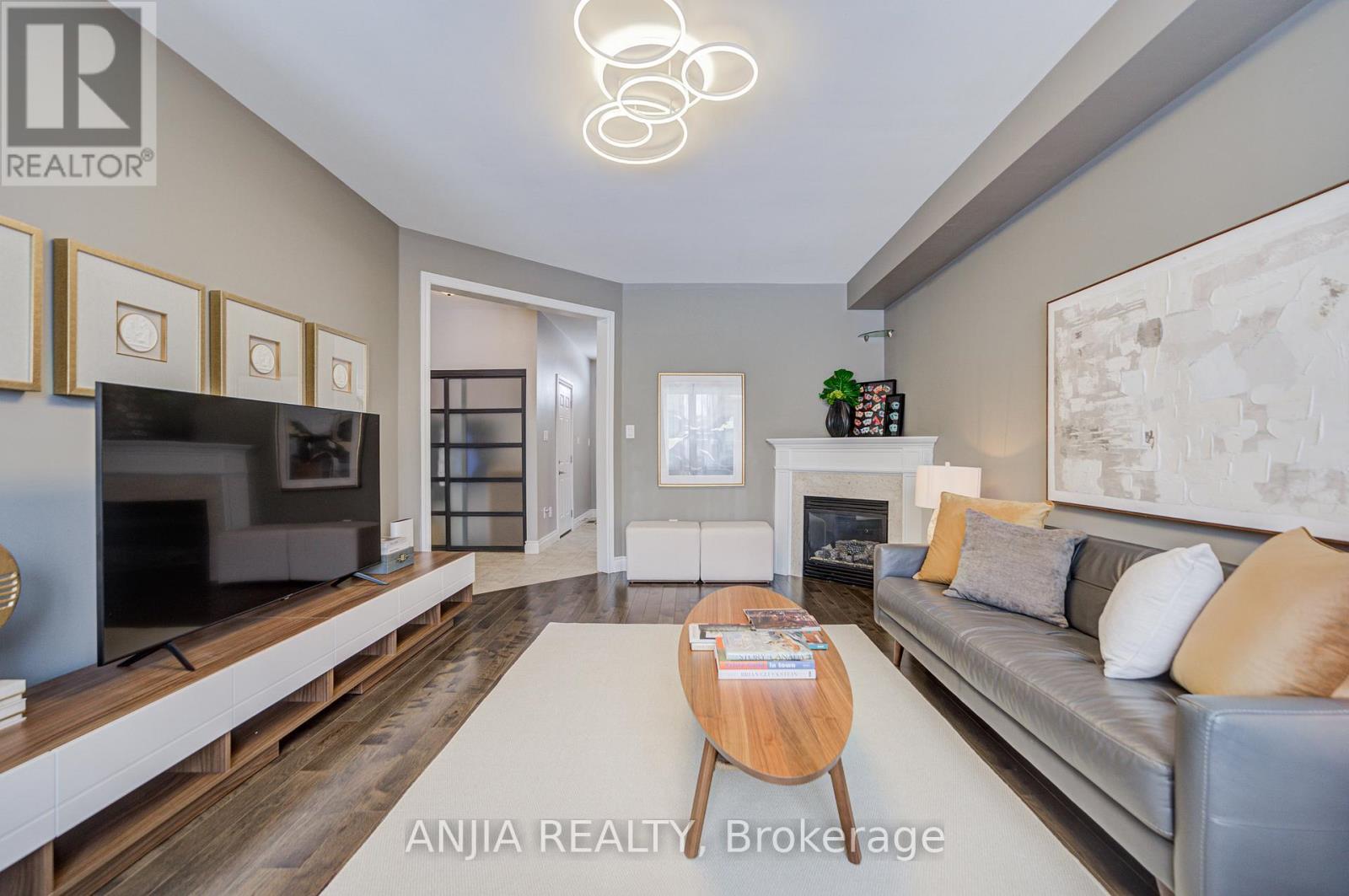 57 Nature Way Crescent, Newmarket, Ontario  L9N 0A7 - Photo 12 - N12826642