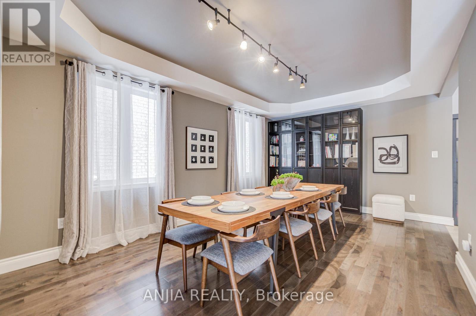 57 Nature Way Crescent, Newmarket, Ontario  L9N 0A7 - Photo 18 - N12826642