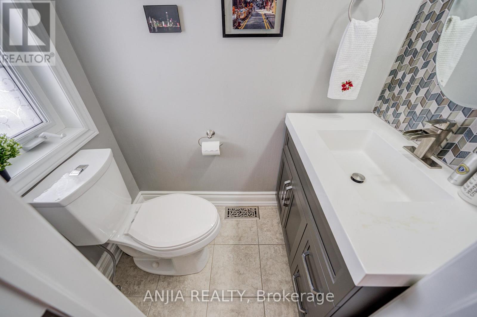 57 Nature Way Crescent, Newmarket, Ontario  L9N 0A7 - Photo 22 - N12826642