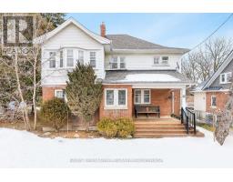 105 BARRIE STREET, Bradford West Gwillimbury, Ontario