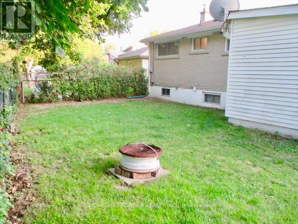 Lorem Ipsum Dol, Aurora, Ontario  L4G  - Photo 14 - DEMO29406849