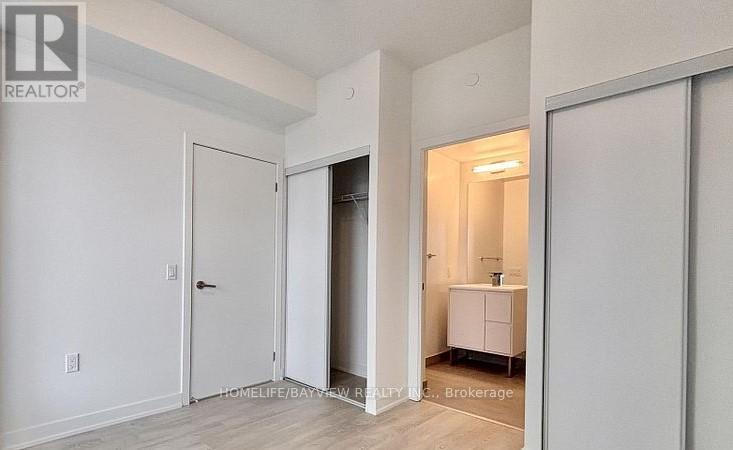 1701 - 1 Quarrington Lane E, Toronto, Ontario  M3C 0S4 - Photo 8 - C12826264