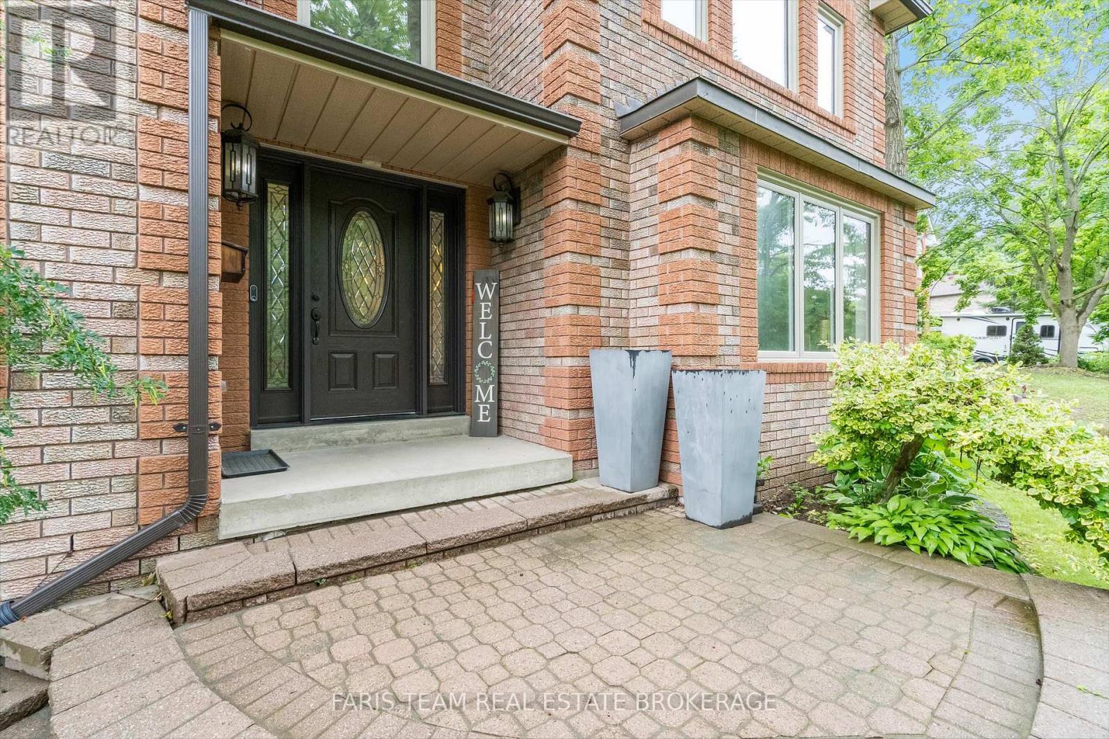 6 Alana Drive, Springwater, Ontario  L9X 0S2 - Photo 6 - S12826532