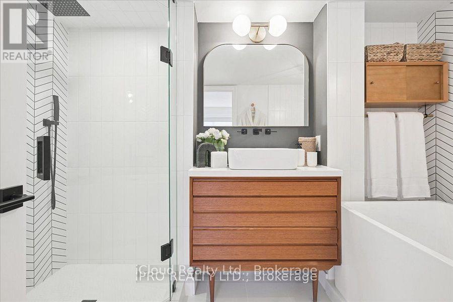 805 - 2210 Lakeshore Road, Burlington, Ontario  L7R 4J9 - Photo 38 - W12727242