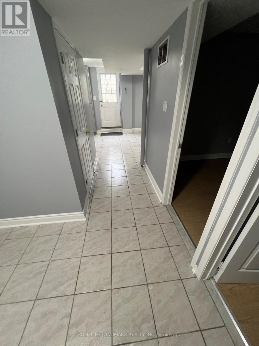 Bsmnt - 3231 Cactus Gate, Mississauga, Ontario  L5N 8M7 - Photo 4 - W12595616