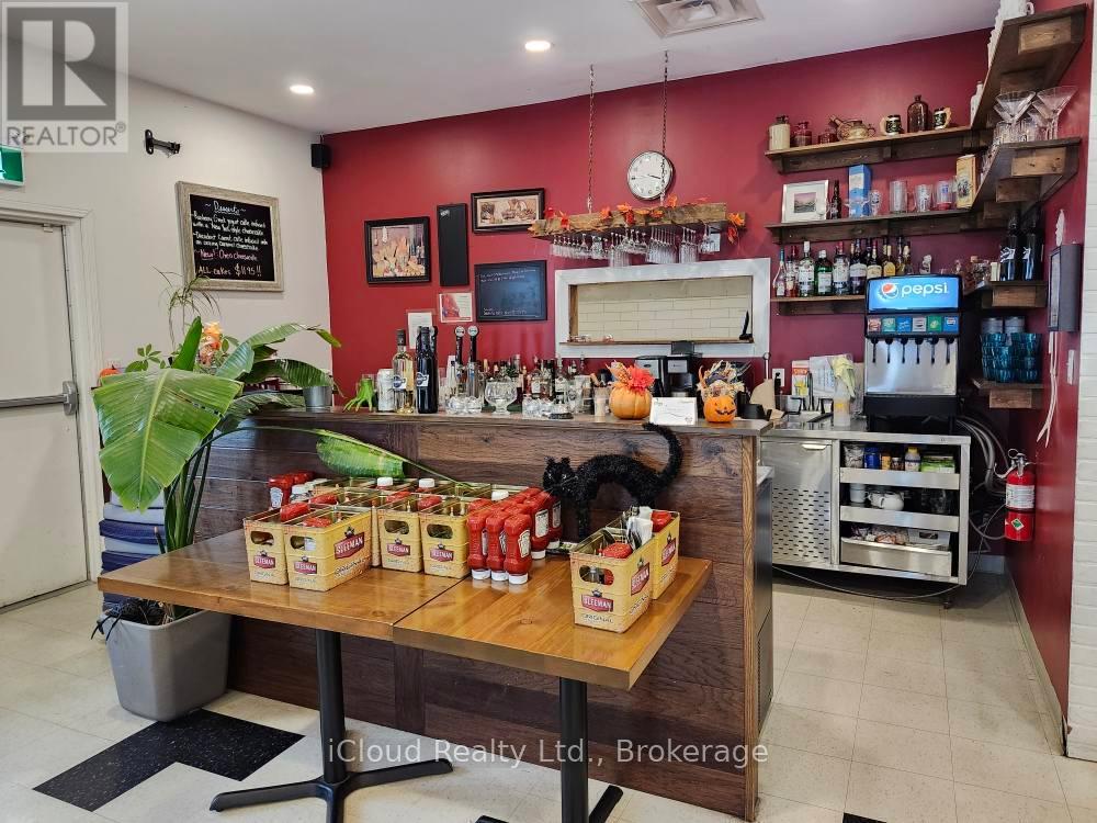 35 Talbot Street E, Haldimand, Ontario  N0A 1E0 - Photo 10 - X12520992