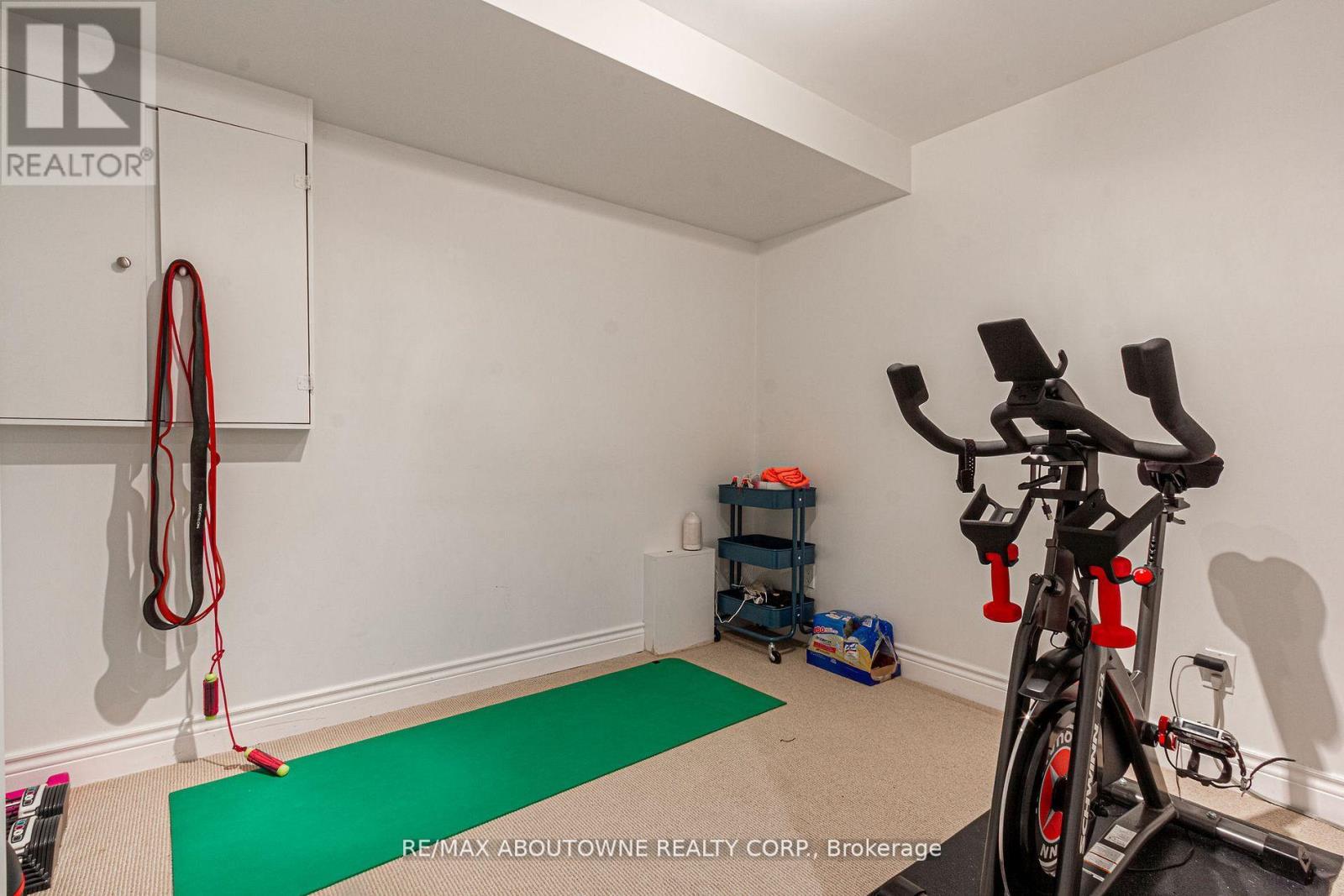 2230 Dale Ridge Drive, Oakville, Ontario  L6M 3L4 - Photo 28 - W12826654