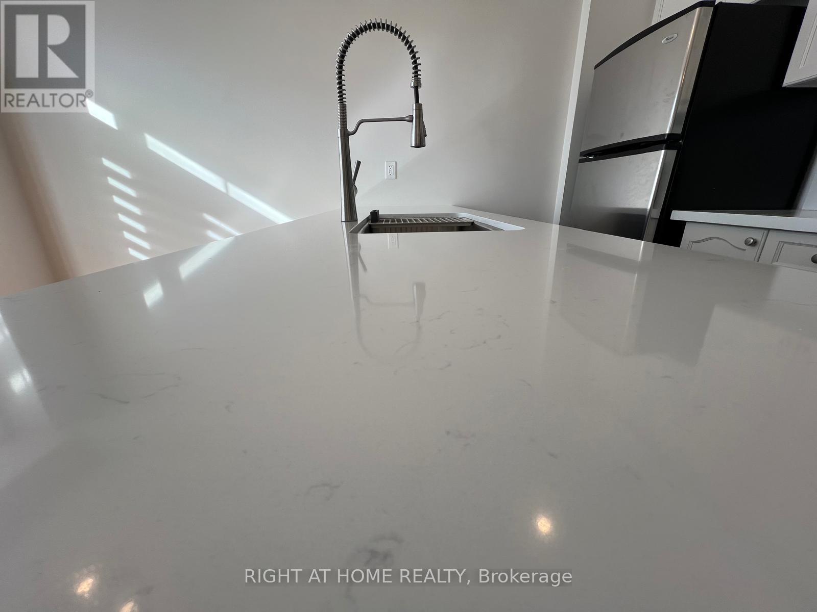 54 - 2435 Greenwich Drive, Oakville, Ontario  L6M 0S4 - Photo 15 - W12826710