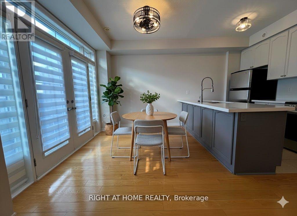 54 - 2435 Greenwich Drive, Oakville, Ontario  L6M 0S4 - Photo 3 - W12826710