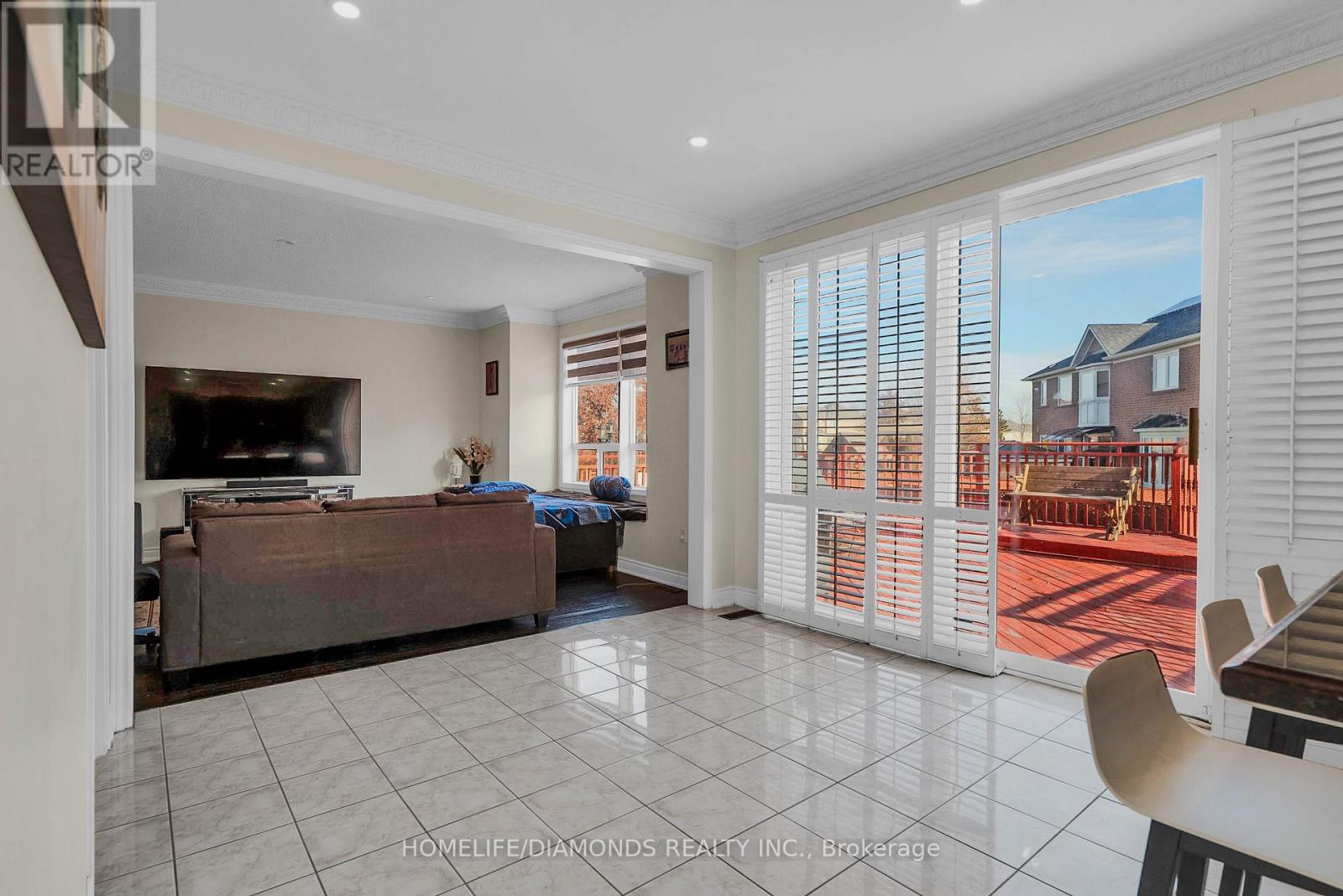 70 Maldives Crescent, Brampton, Ontario  L6P 1L1 - Photo 15 - W12826720