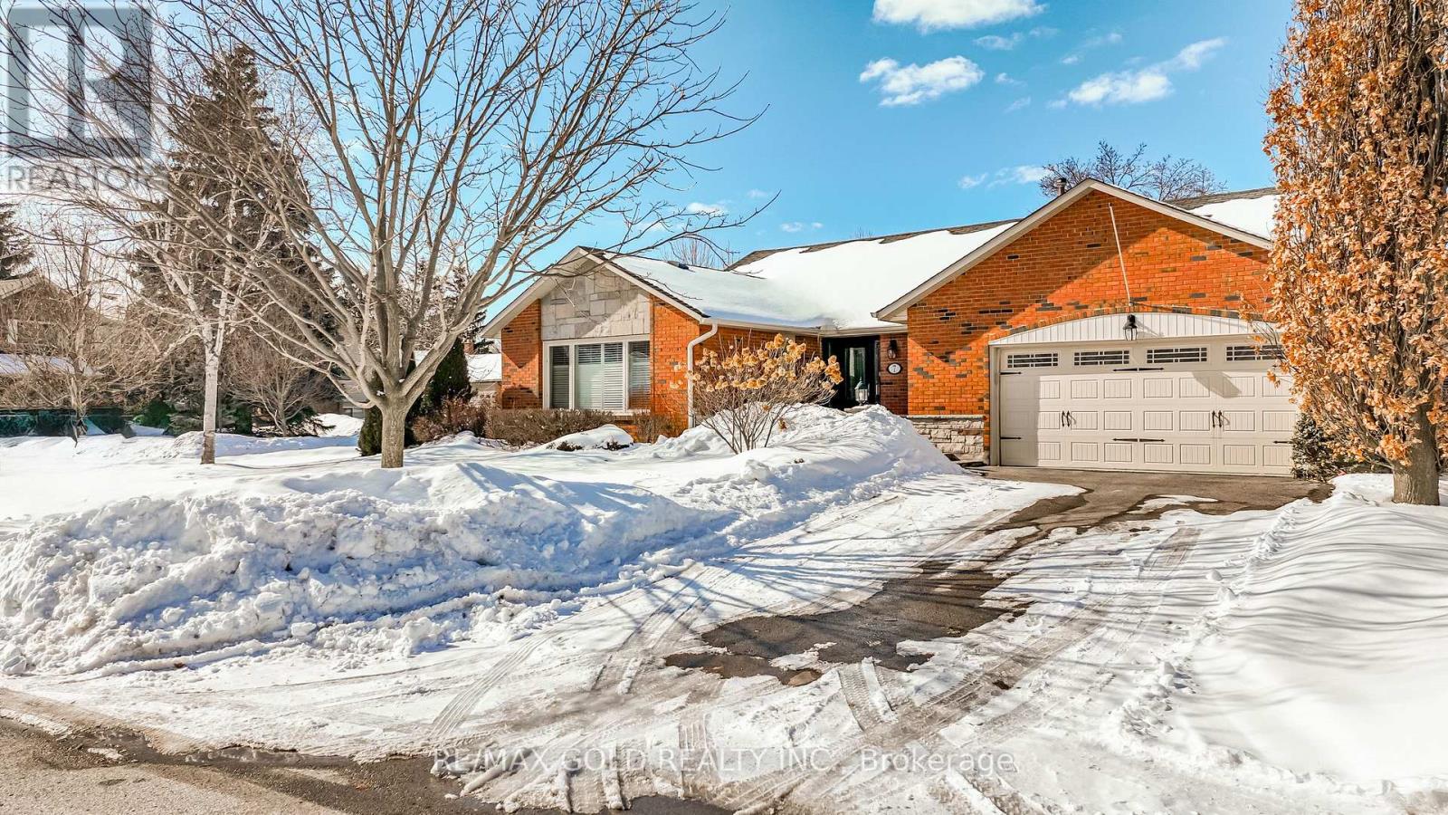 7 OLDHAM CRESCENT, Brampton, Ontario