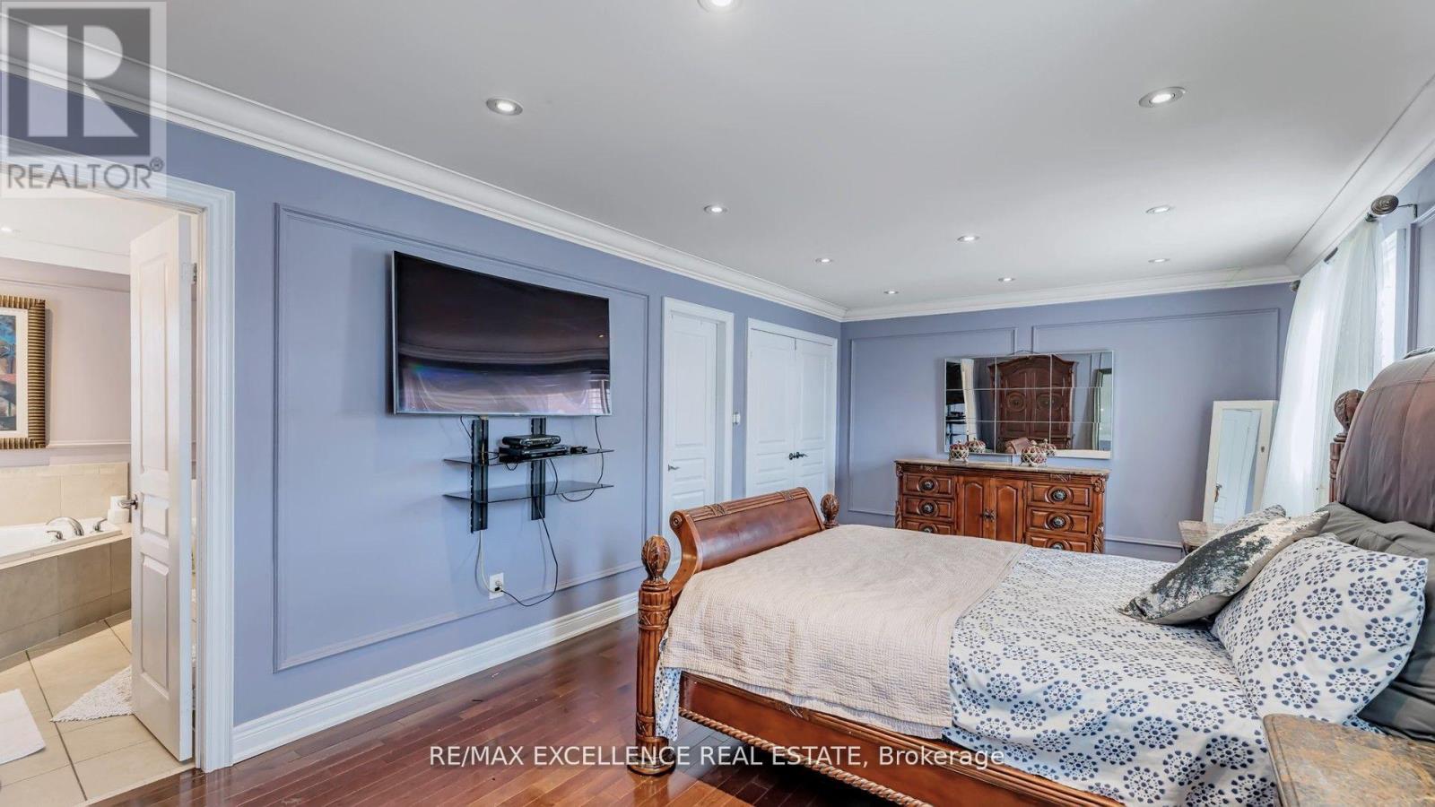 68 Bluffwood Crescent, Brampton, Ontario  L6P 2P3 - Photo 25 - W12826734