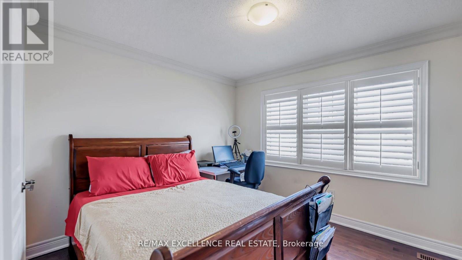 68 Bluffwood Crescent, Brampton, Ontario  L6P 2P3 - Photo 33 - W12826734