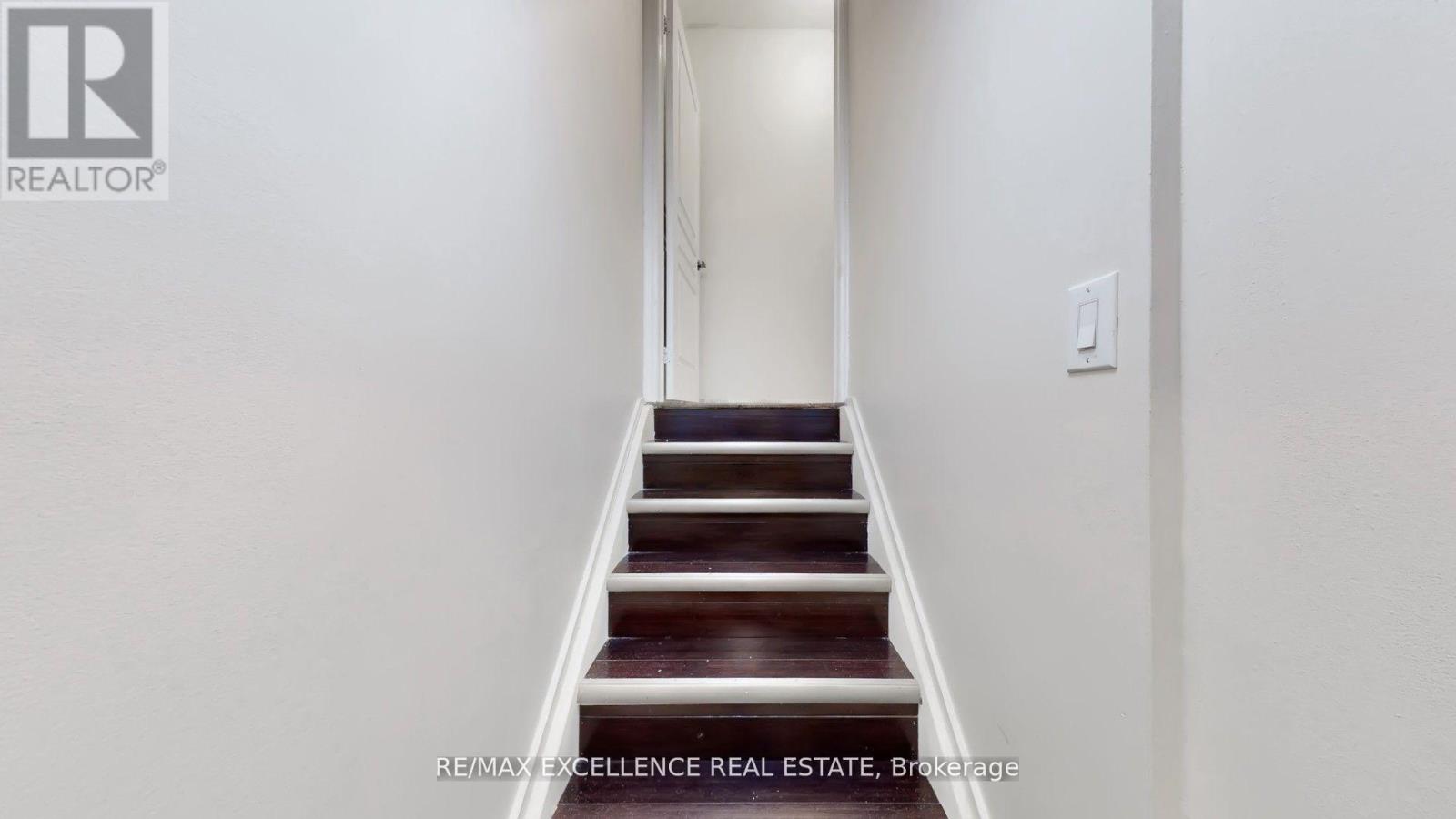 68 Bluffwood Crescent, Brampton, Ontario  L6P 2P3 - Photo 39 - W12826734