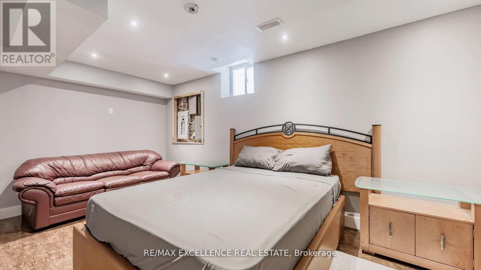 68 Bluffwood Crescent, Brampton, Ontario  L6P 2P3 - Photo 44 - W12826734