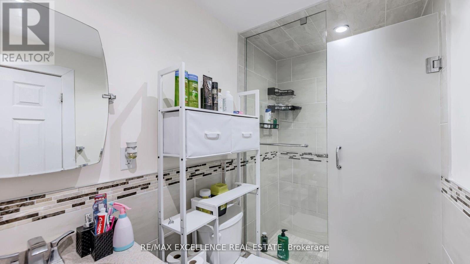 68 Bluffwood Crescent, Brampton, Ontario  L6P 2P3 - Photo 46 - W12826734