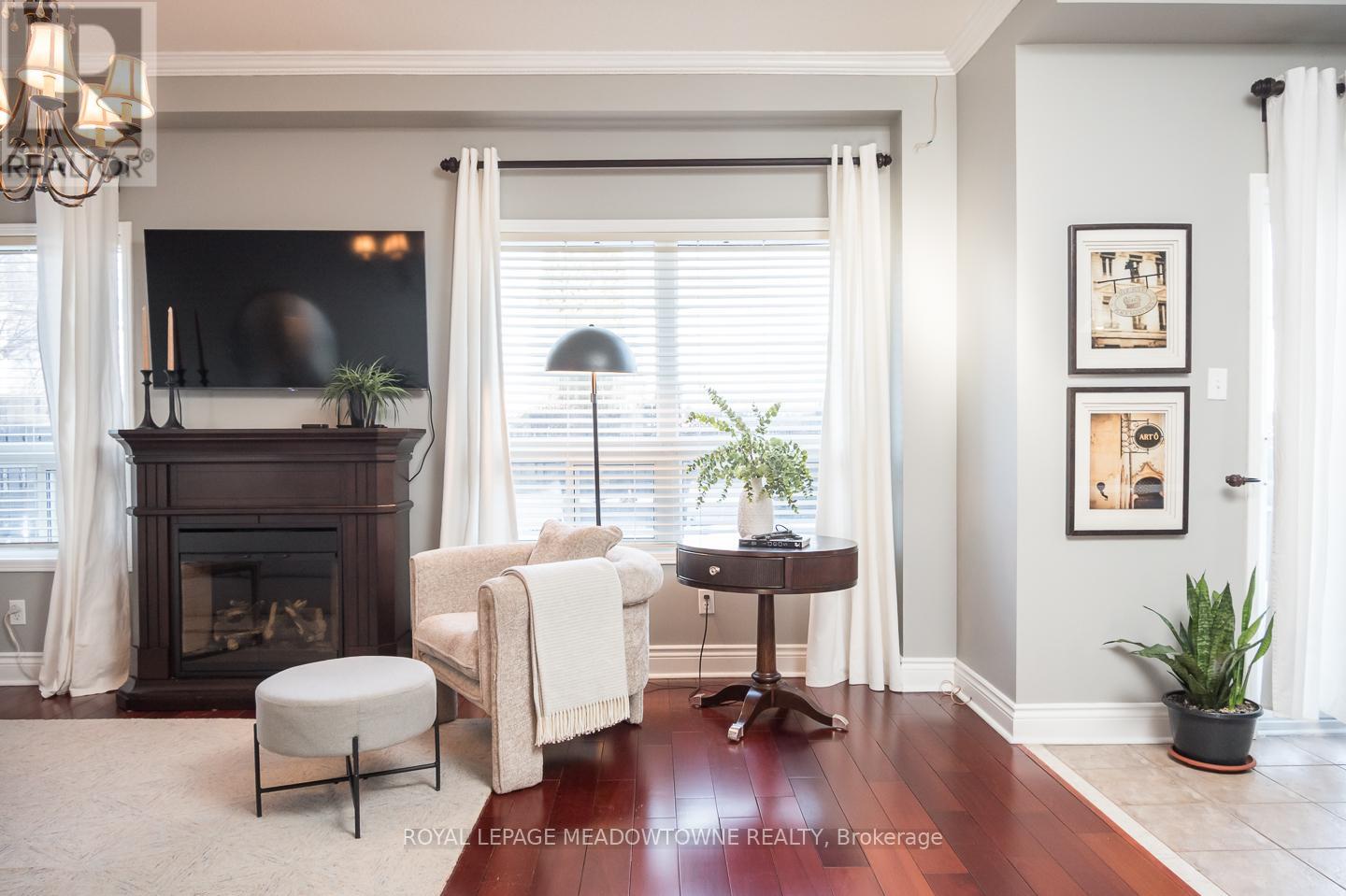 1029 Easterbrook Crescent, Milton, Ontario  L9T 0C4 - Photo 17 - W12826756