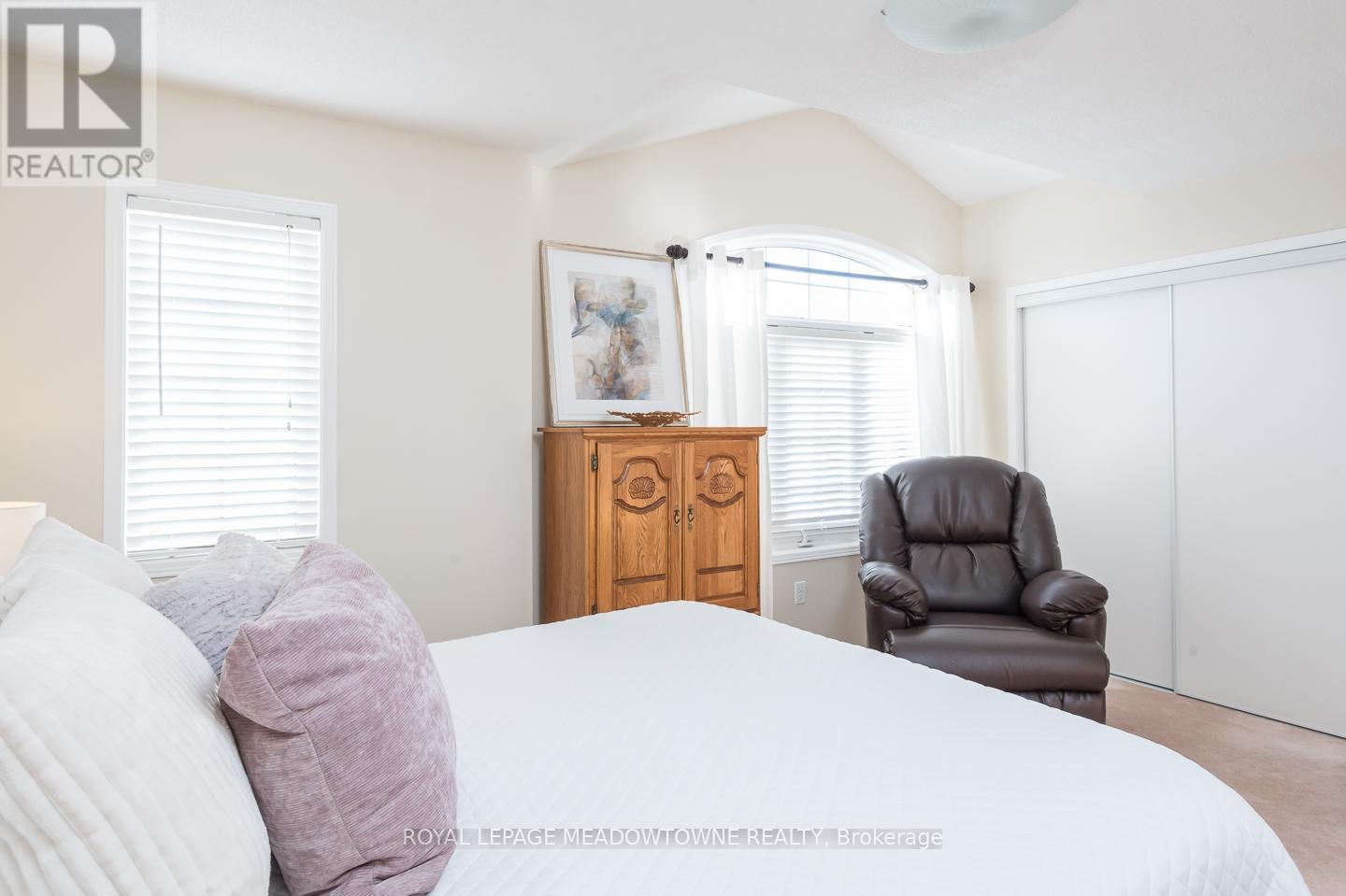 1029 Easterbrook Crescent, Milton, Ontario  L9T 0C4 - Photo 33 - W12826756