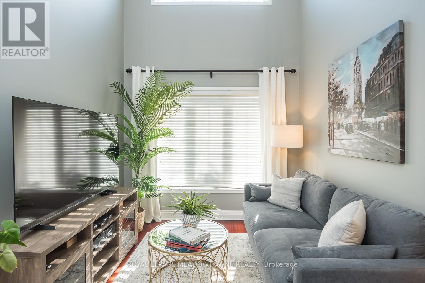 1029 Easterbrook Crescent, Milton, Ontario  L9T 0C4 - Photo 6 - W12826756