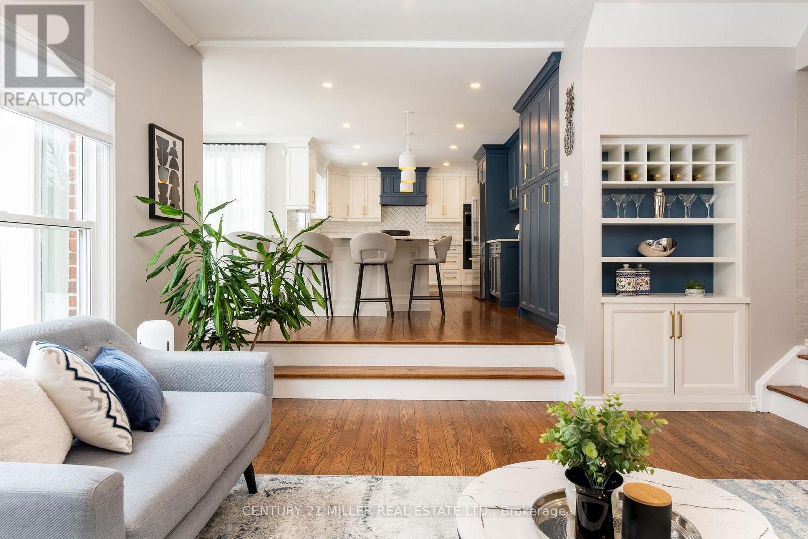 1225 Old Post Drive, Oakville, Ontario  L6M 1A5 - Photo 13 - W12826768