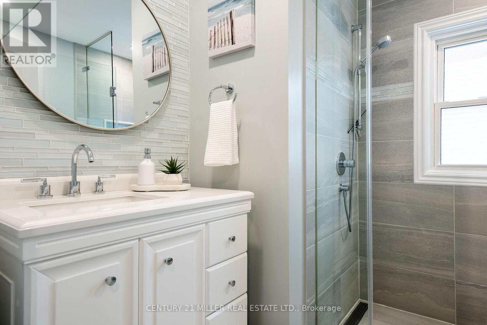 1225 Old Post Drive, Oakville, Ontario  L6M 1A5 - Photo 34 - W12826768