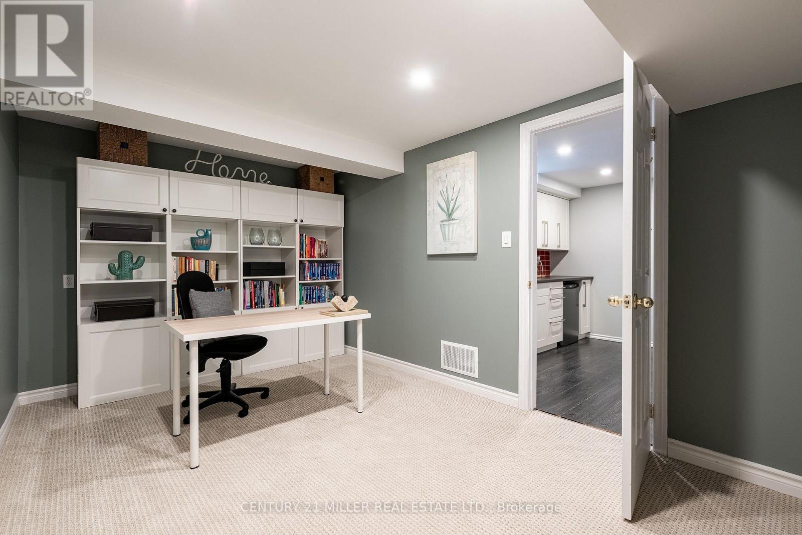 1225 Old Post Drive, Oakville, Ontario  L6M 1A5 - Photo 40 - W12826768