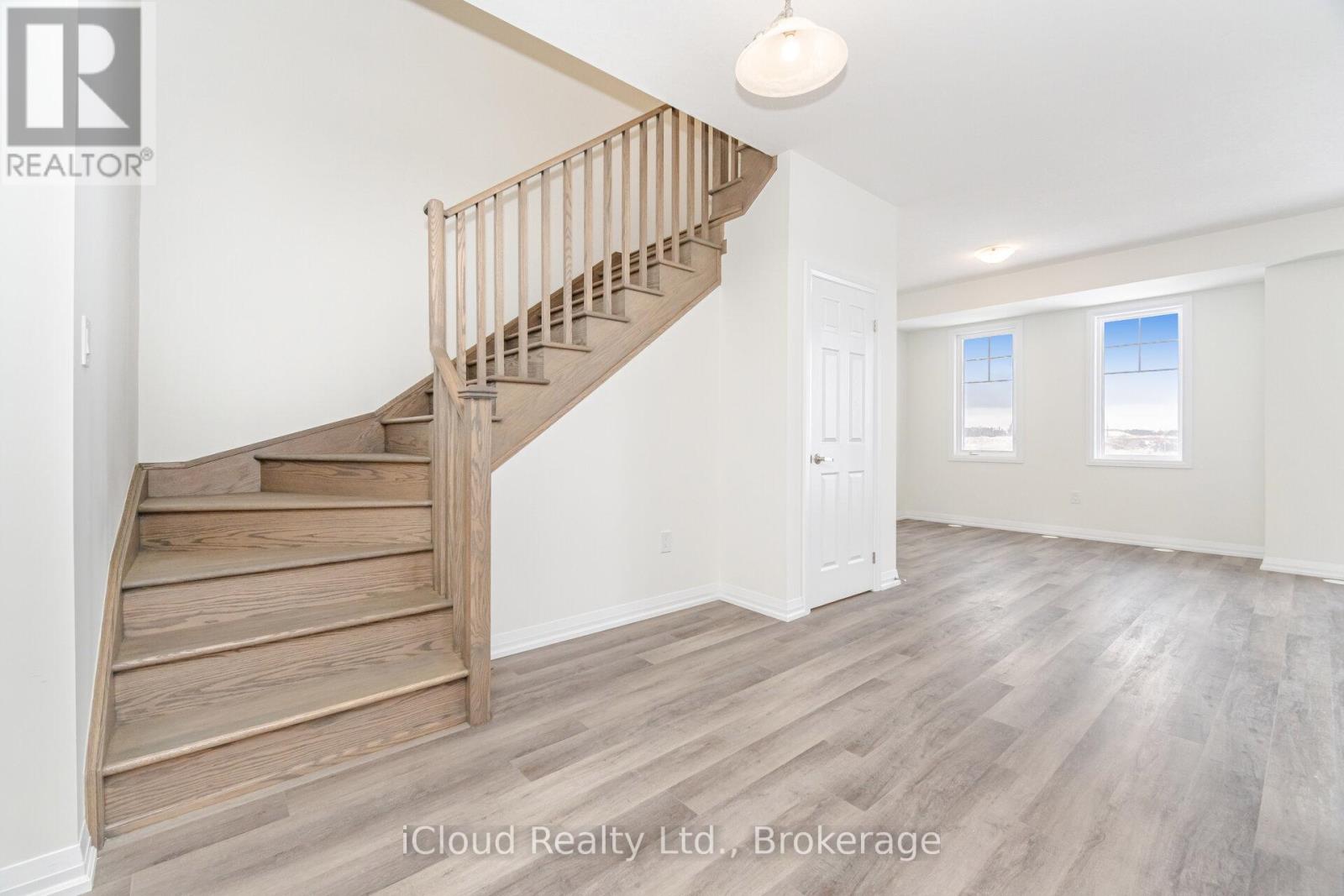 53 Stanley Avenue, Haldimand, Ontario  N3W 0J5 - Photo 25 - X12602140