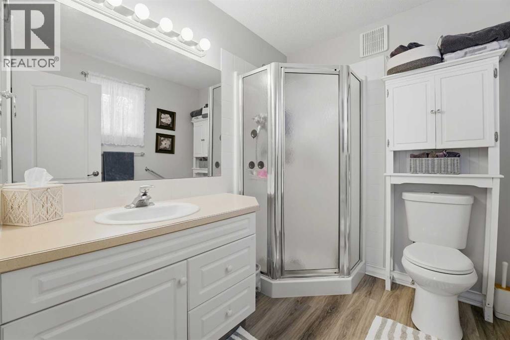 104, 4610 47a Avenue, Red Deer, Alberta T4N 3R4 - Photo 11 - A2280077