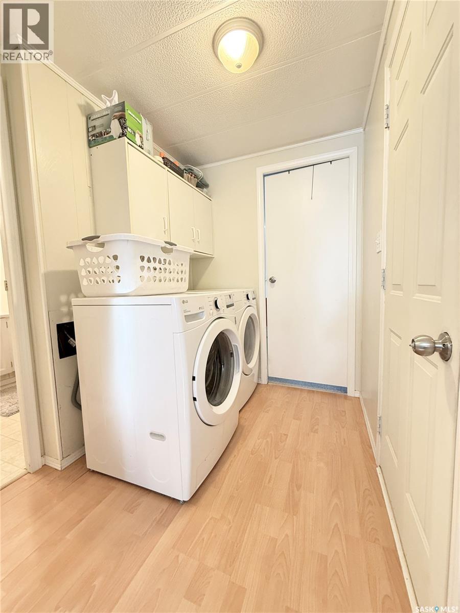 148 Laing Crescent, Weyburn, Saskatchewan  S4H 2R9 - Photo 15 - SK029305