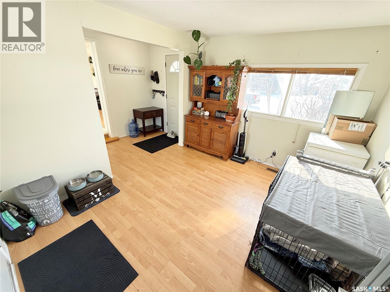 148 Laing Crescent, Weyburn, Saskatchewan  S4H 2R9 - Photo 4 - SK029305