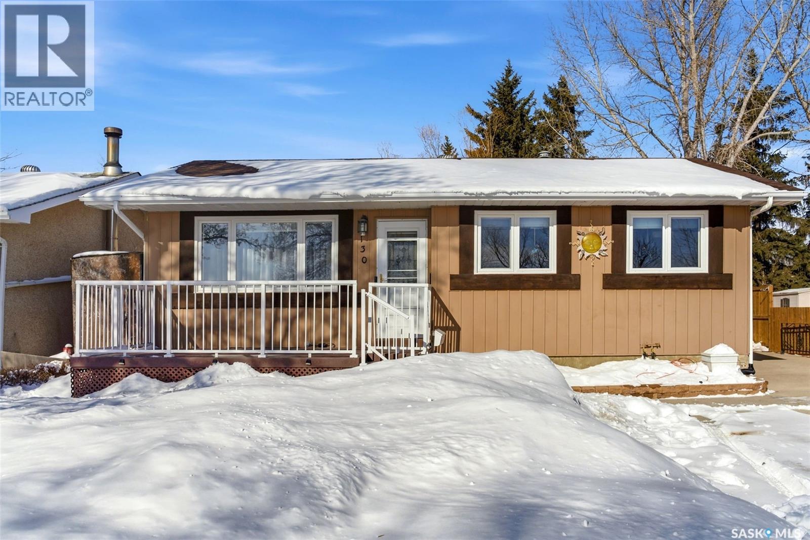 130 Church Drive, Regina, Saskatchewan  S4X 1P8 - Photo 2 - SK029268