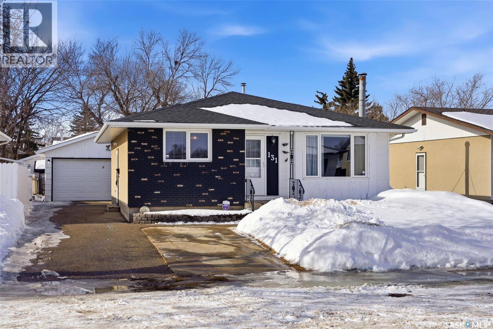 131 Lloyd CRESCENT, regina, Saskatchewan