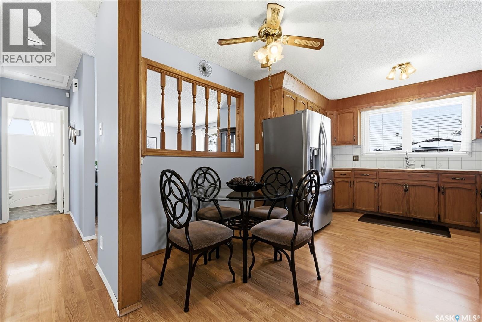 131 Lloyd Crescent, Regina, Saskatchewan  S4R 6B9 - Photo 11 - SK029260