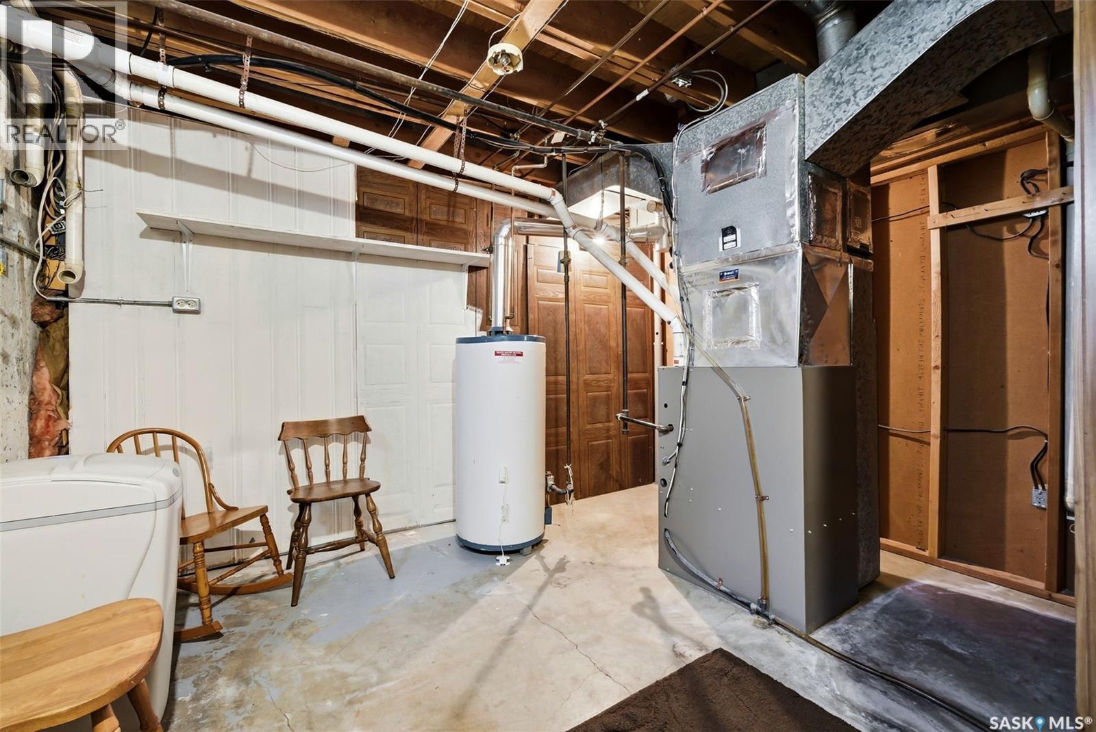 131 Lloyd Crescent, Regina, Saskatchewan  S4R 6B9 - Photo 27 - SK029260