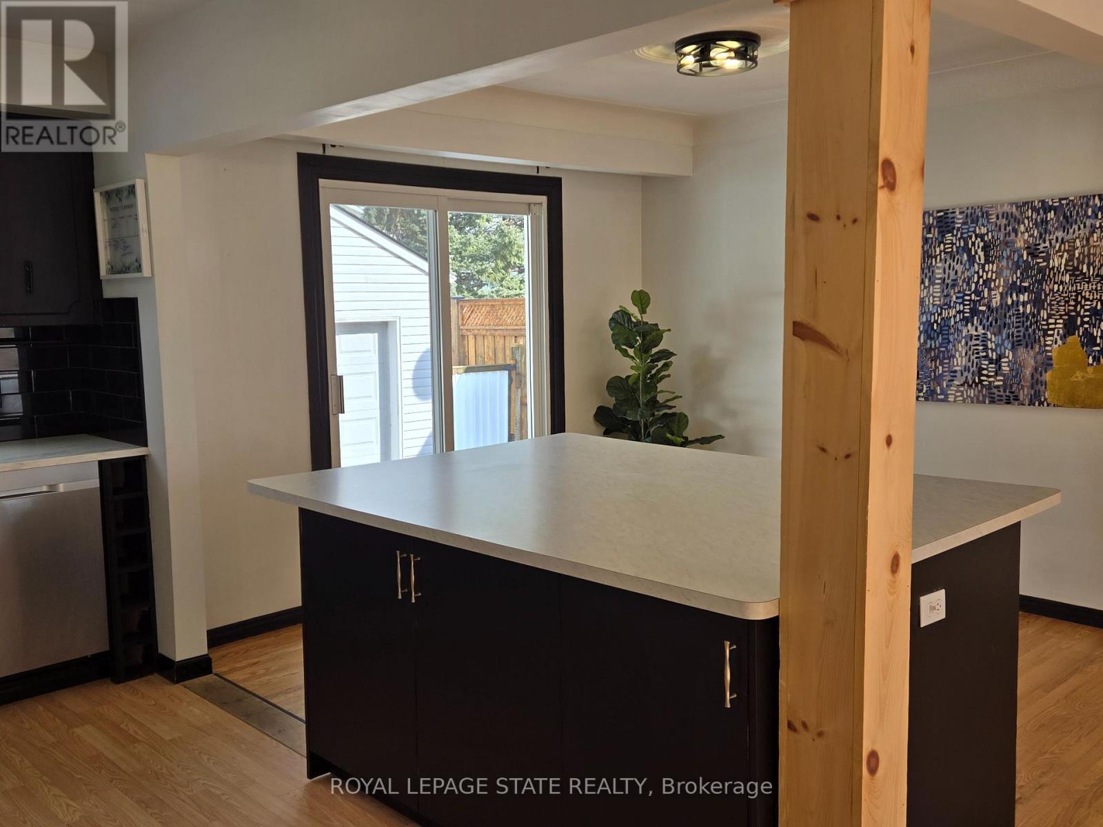 5030 Hartwood Avenue, Lincoln, Ontario  L0R 1B5 - Photo 5 - X12826580