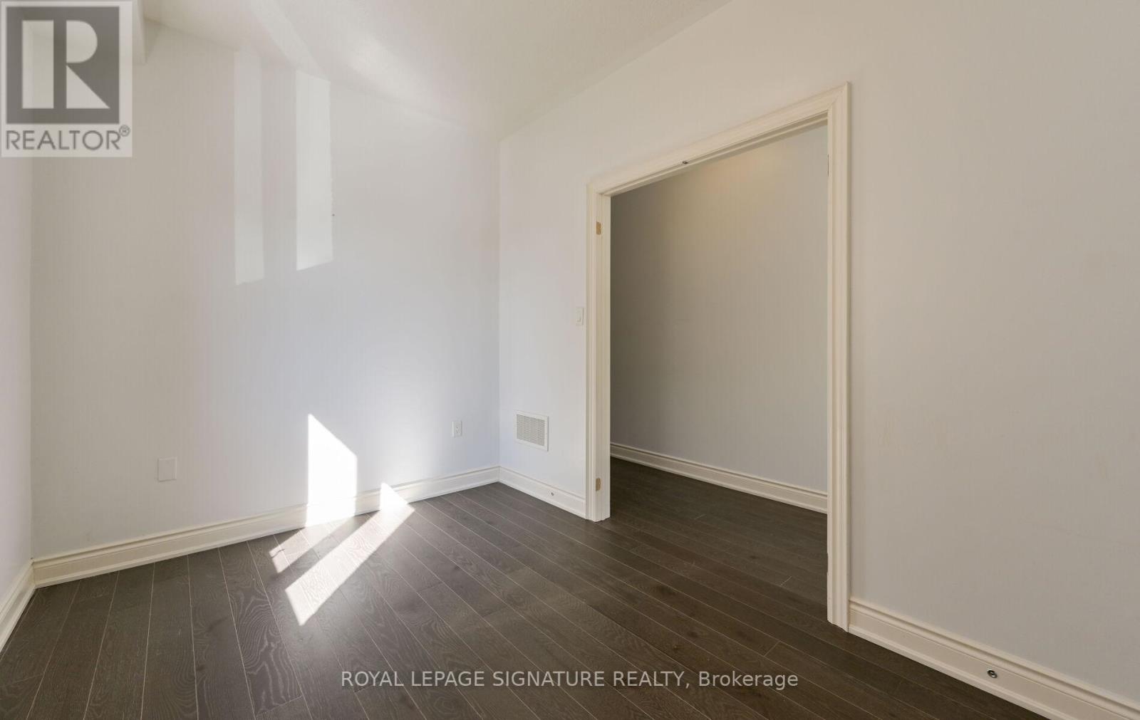 343 Humphrey Street, Hamilton, Ontario  L8B 1X5 - Photo 5 - X12826638