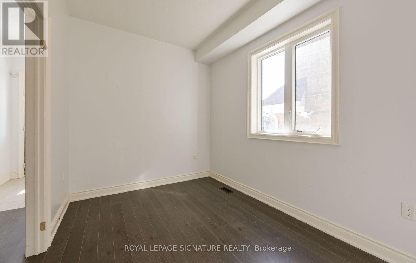 343 Humphrey Street, Hamilton, Ontario  L8B 1X5 - Photo 7 - X12826638