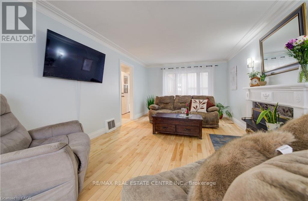 76 Brentwood Avenue, Kitchener, Ontario  N2H 2C8 - Photo 14 - X12826716