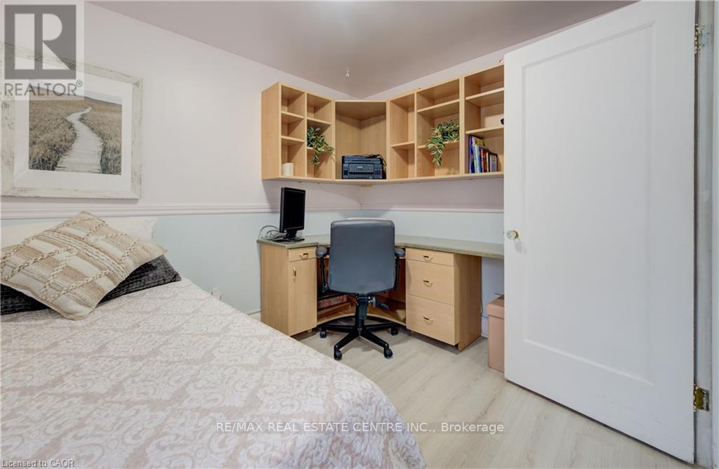 76 Brentwood Avenue, Kitchener, Ontario  N2H 2C8 - Photo 22 - X12826716