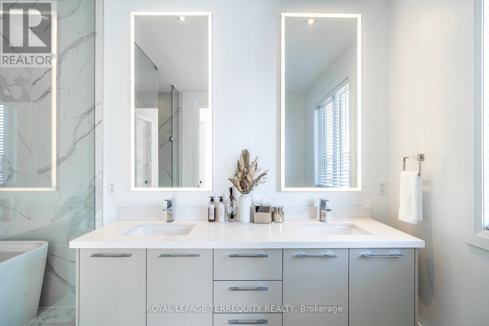 L/t - 109 Stillwater Crescent, Blue Mountains, Ontario  L9Y 4P5 - Photo 25 - X12826762