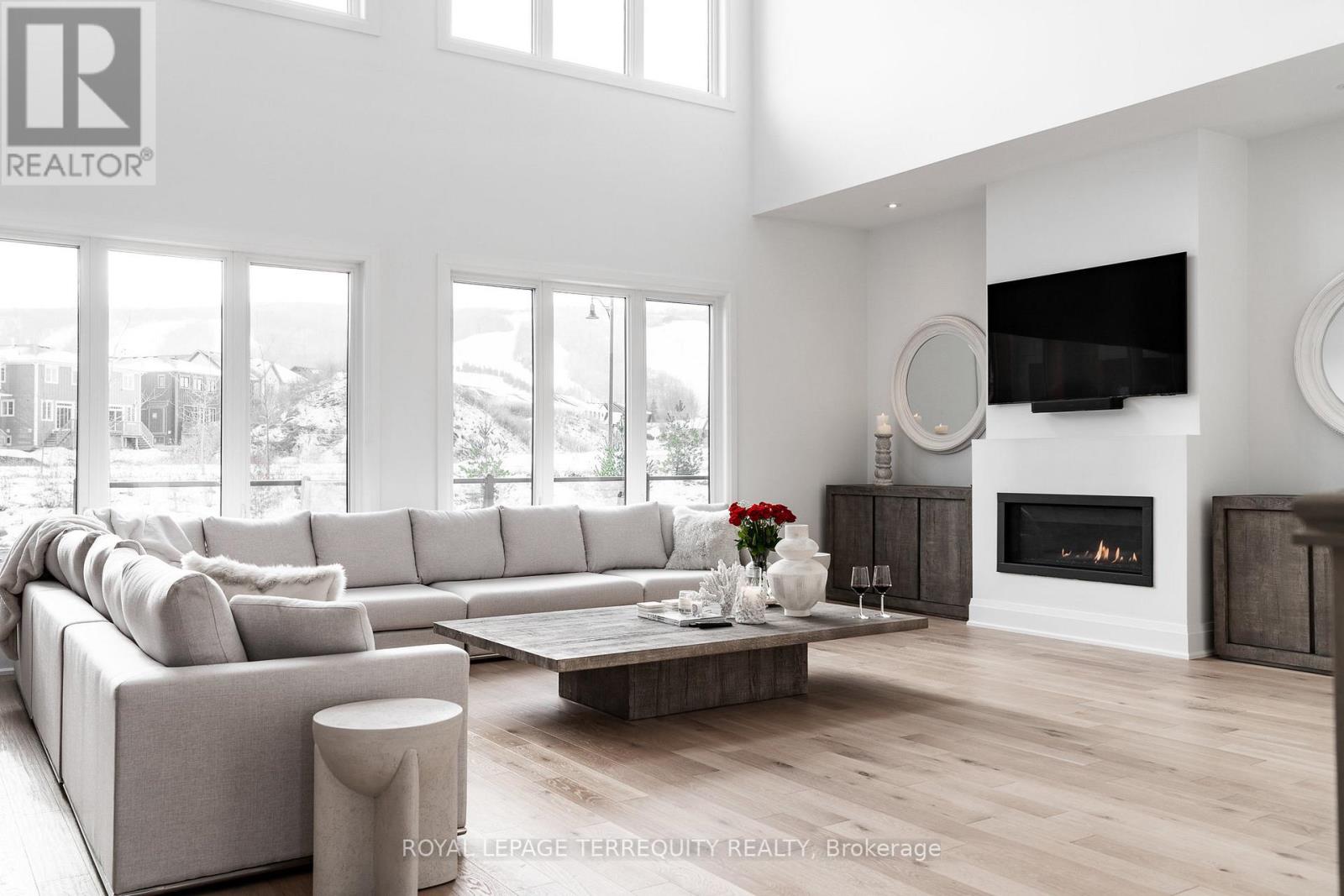 L/t - 109 Stillwater Crescent, Blue Mountains, Ontario  L9Y 4P5 - Photo 3 - X12826762