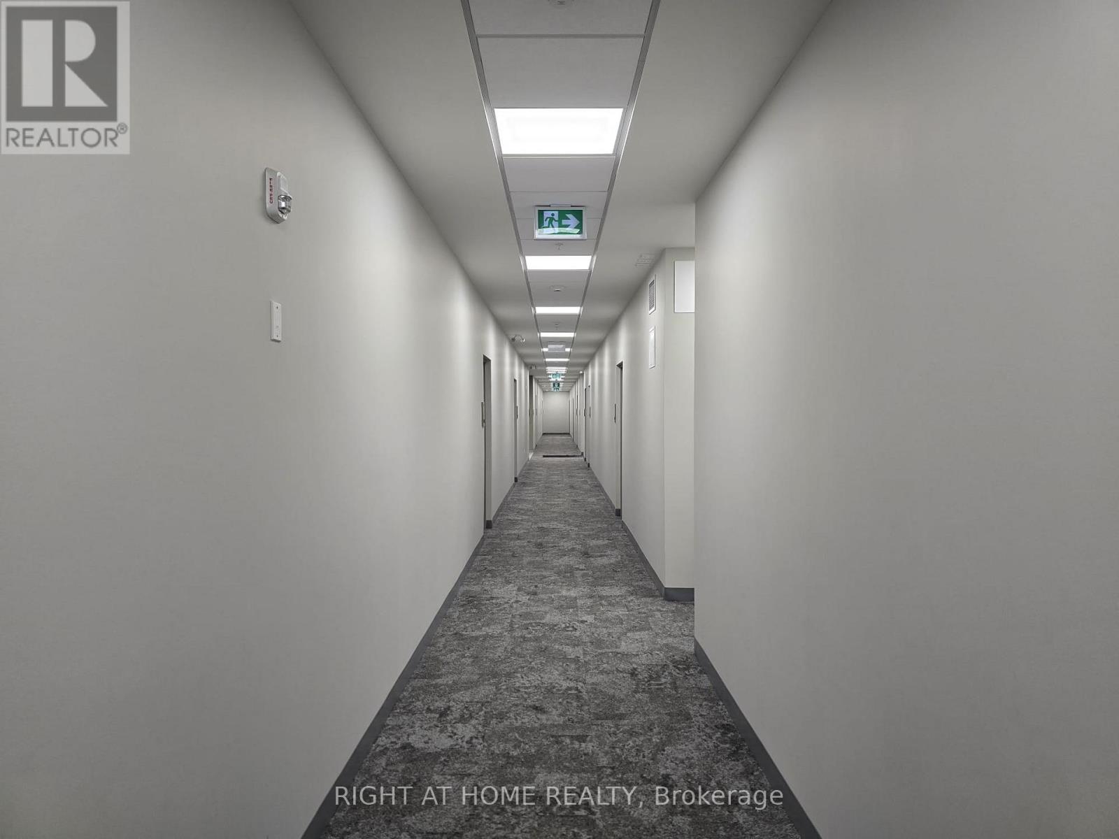 103 - 1101 Lackner Place, Kitchener, Ontario  N2A 0L3 - Photo 2 - X12826782