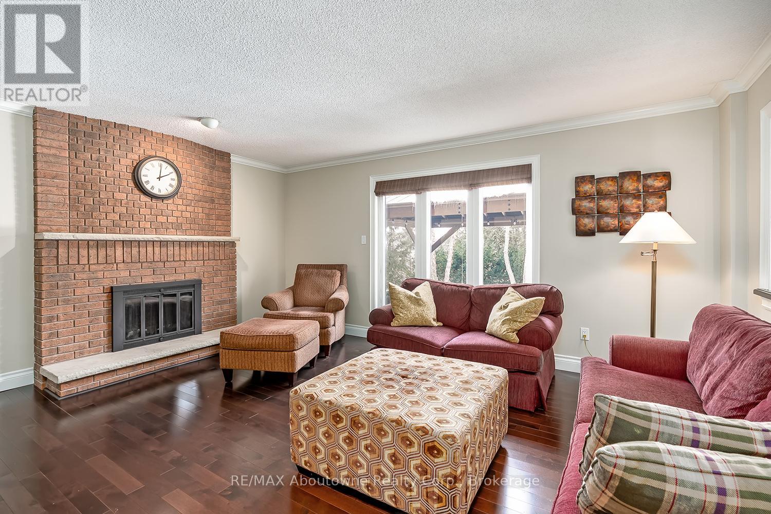 287 Royal Albert Court, Oakville, Ontario  L6H 3A7 - Photo 13 - W12826910