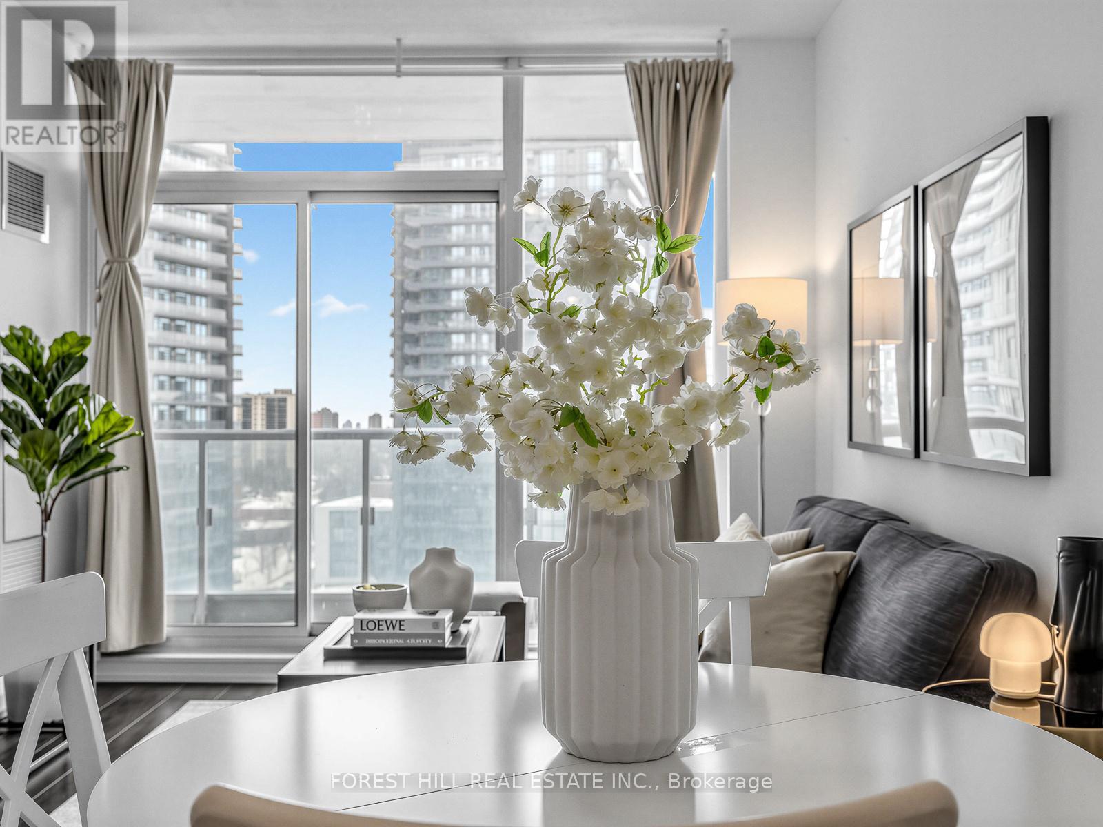 1110 - 66 Forest Manor Road, Toronto, Ontario  M2J 0B7 - Photo 2 - C12817728