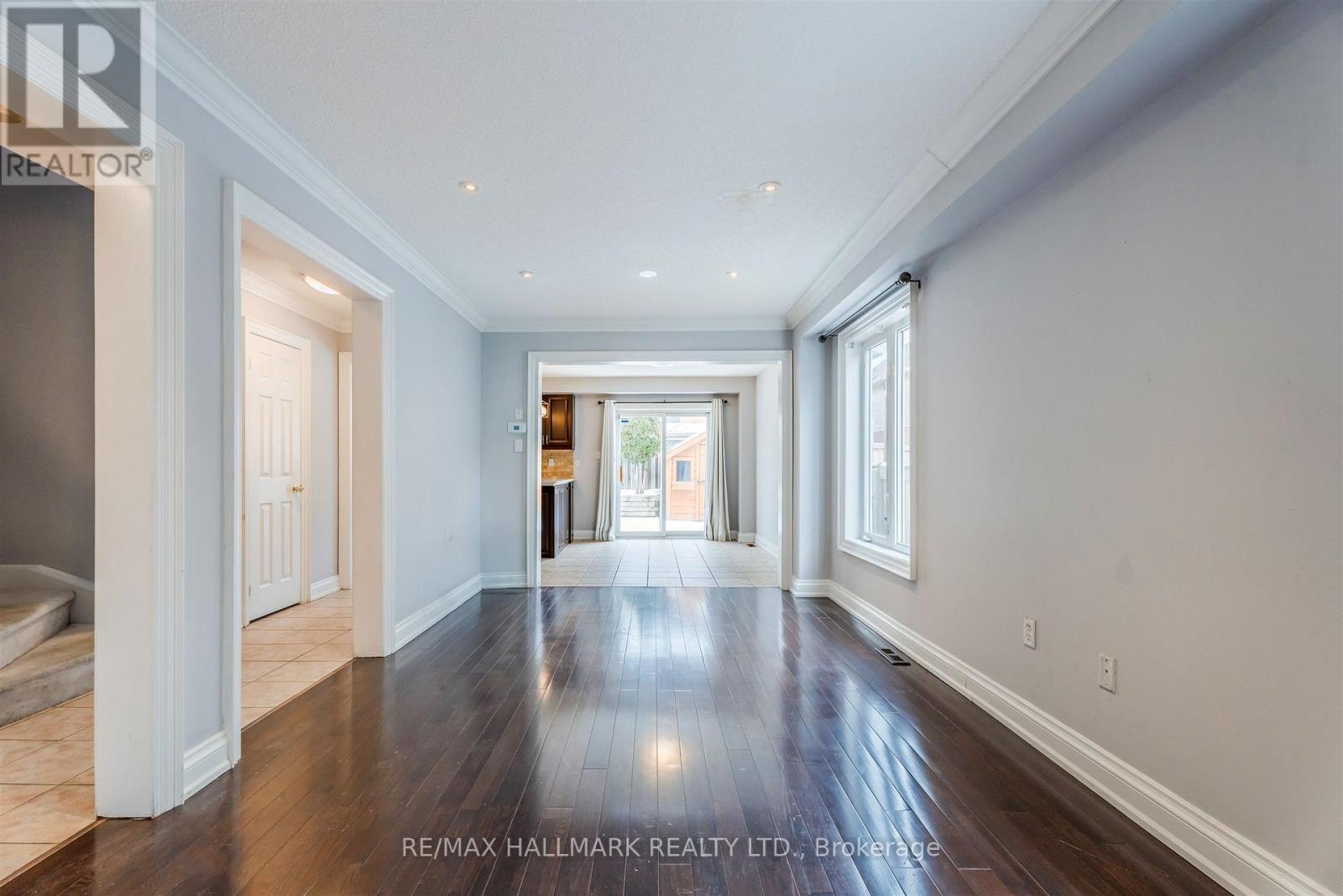 241 Featherstone Road, Milton, Ontario  L9T 7C3 - Photo 11 - W12794340