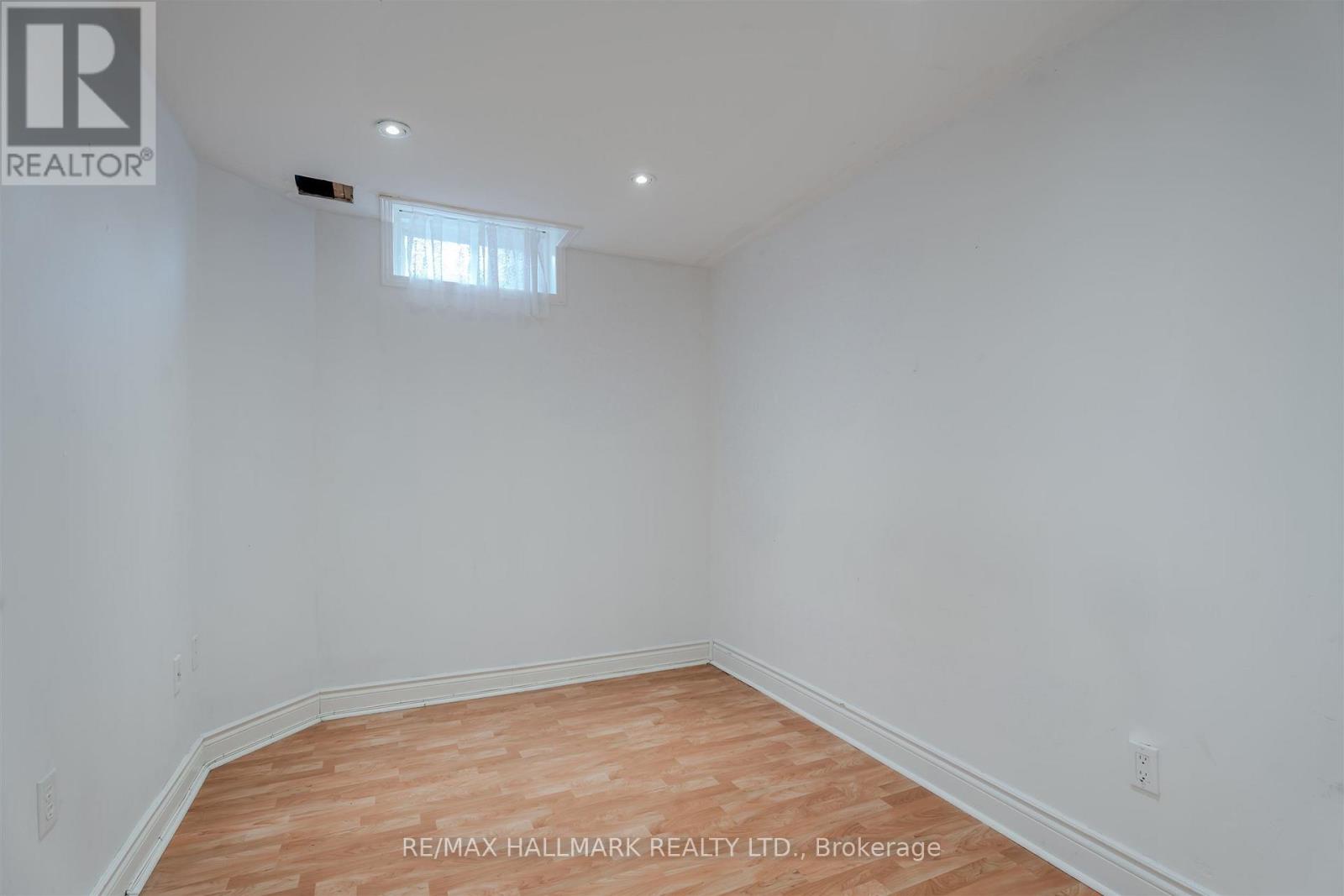 241 Featherstone Road, Milton, Ontario  L9T 7C3 - Photo 33 - W12794340