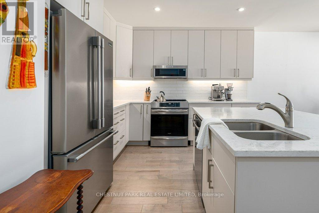 302 - 17 Cleave Avenue, Prince Edward County (Picton Ward), Ontario  K0K 2T0 - Photo 13 - X12826854